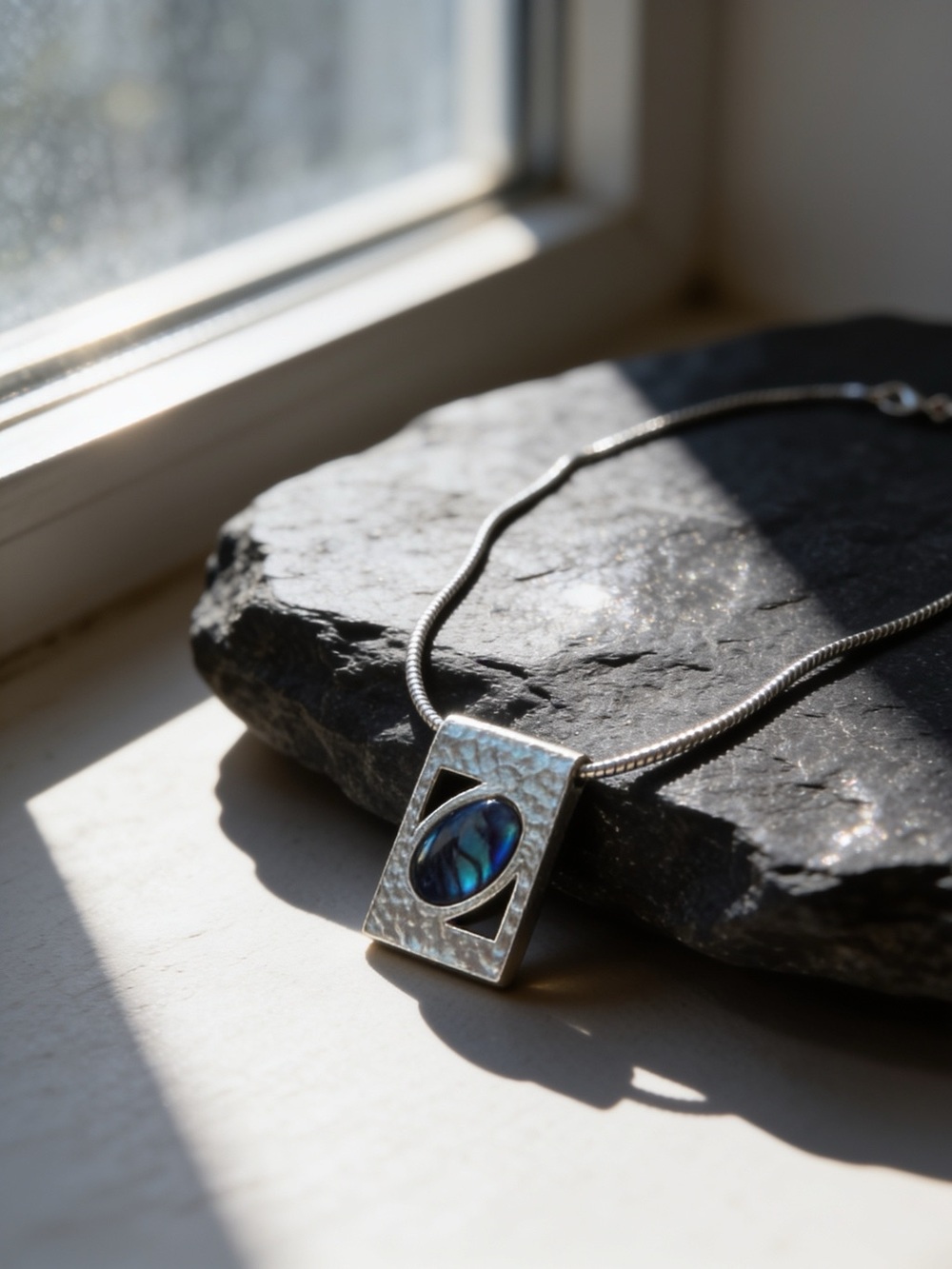 Silver Blue Abalone Inlay Pendant Necklace